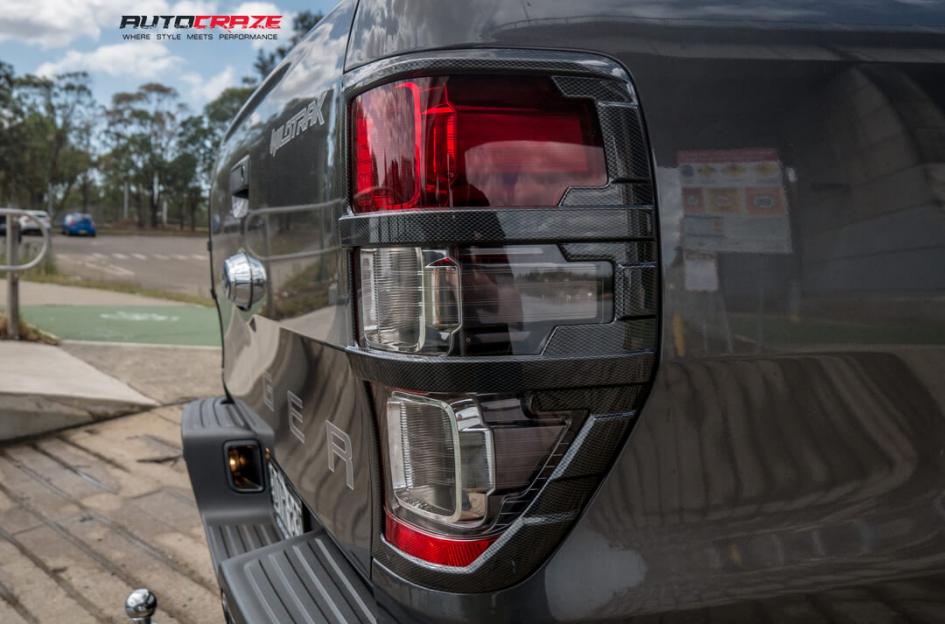 FORD RANGER AB811 SATIN BLACK GLOSS INSERTS